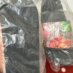 Gucci slippers/ sliders